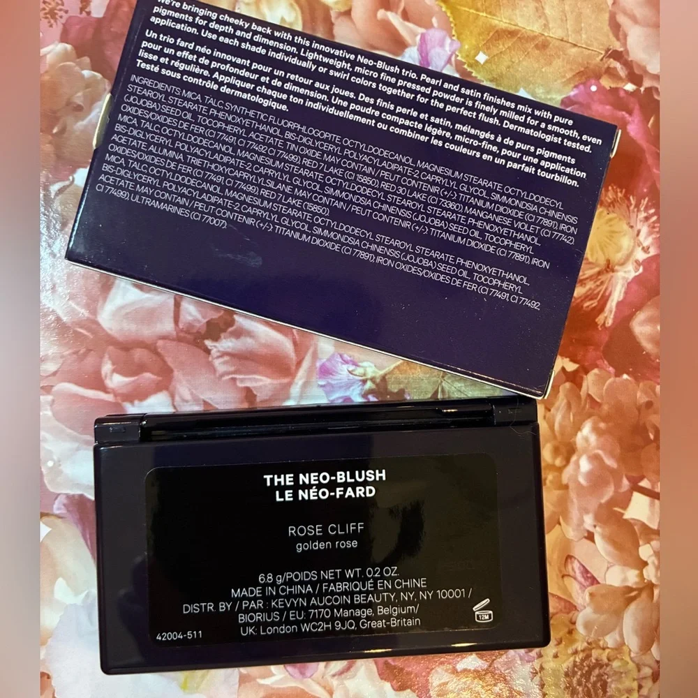 Kevyn Aucoin The Neo-Blush $40 MSRP ROSE CLIFF Full Size New in Box - Picture 4 of 4